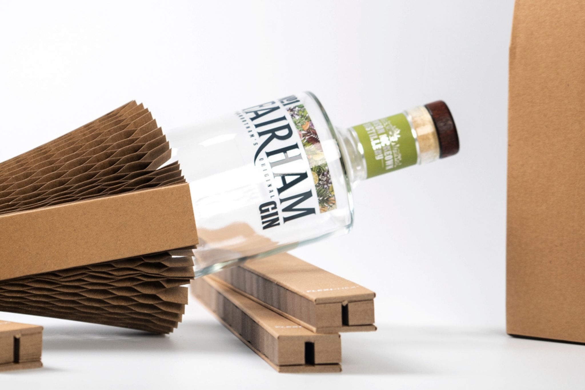 100% plastic free packaging using within craft gin distilling